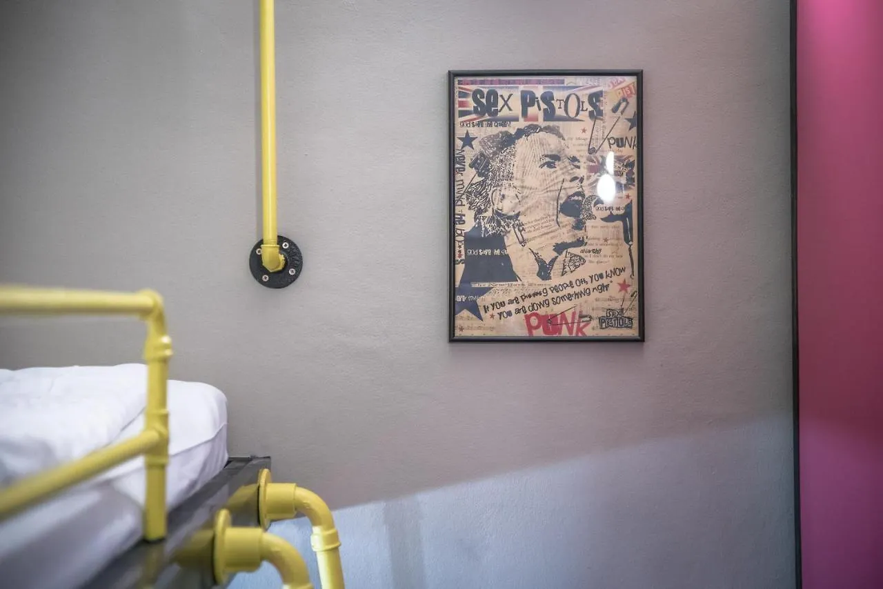 Brix Hostel Prague